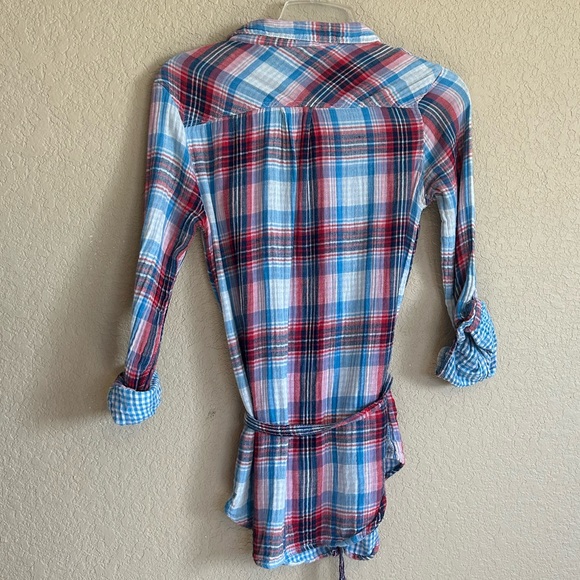 Adorable Light Flannel, Blues and Reds with Cross Tie - Picture 5 of 7